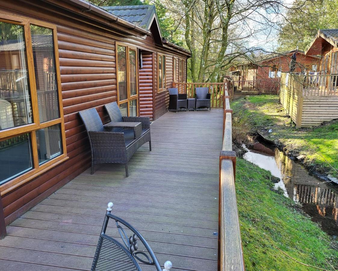 Cheerful 3 Bedroom Lodge At White Cross Bay Windermere Eksteriør bilde